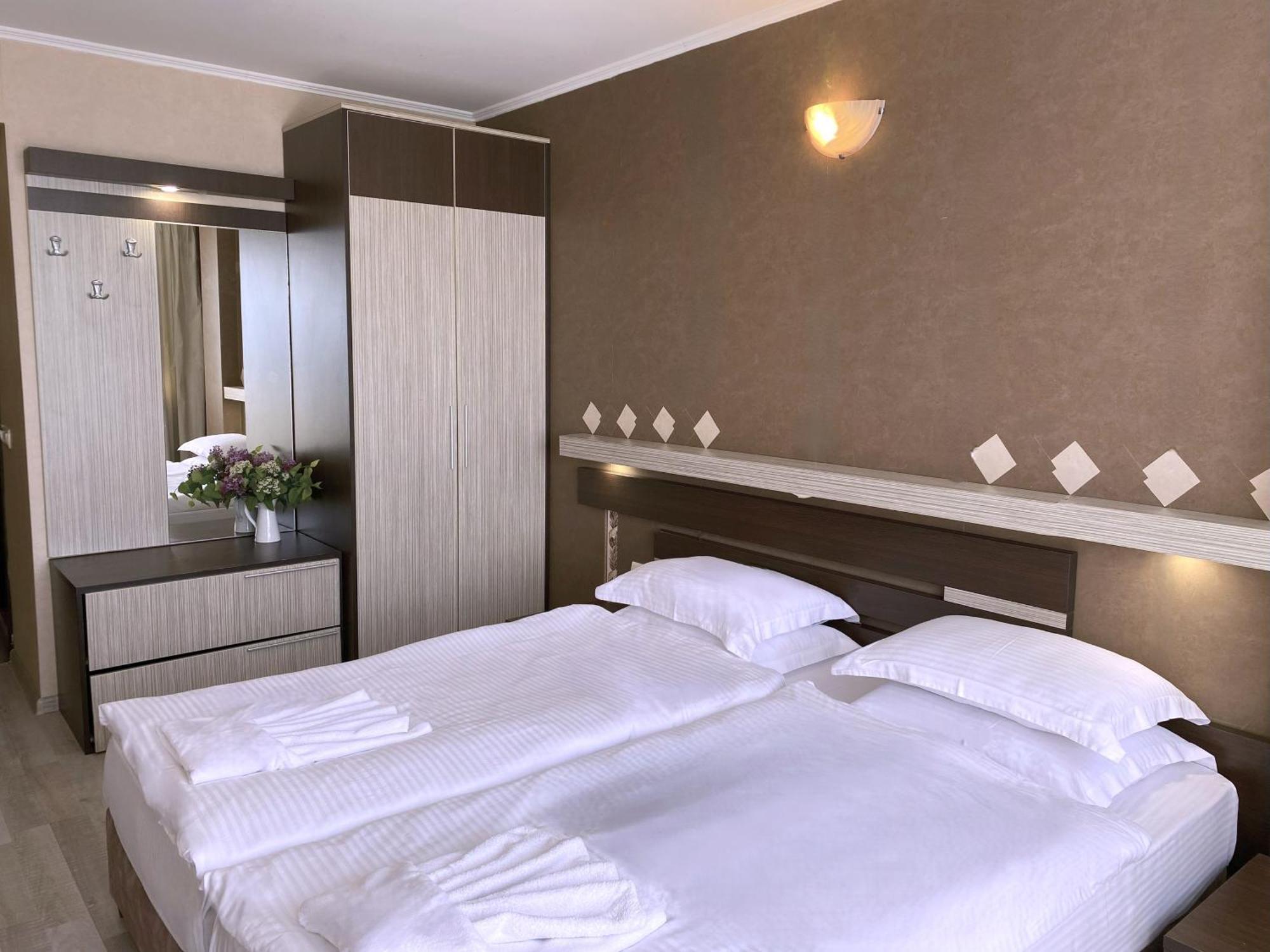 Lotos Hotel Balchik Exterior foto